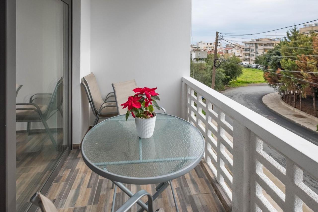 Happy Stay Apartment - Halefka Court Ларнака Екстер'єр фото